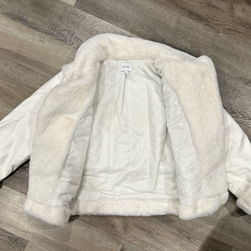 Women’s white Plus Size XXL Nine West Faux Fur Faux leather waist Teddy Coat - Picture 3 of 5